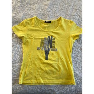 Y2K DKNY Women's Yellow T-shirt